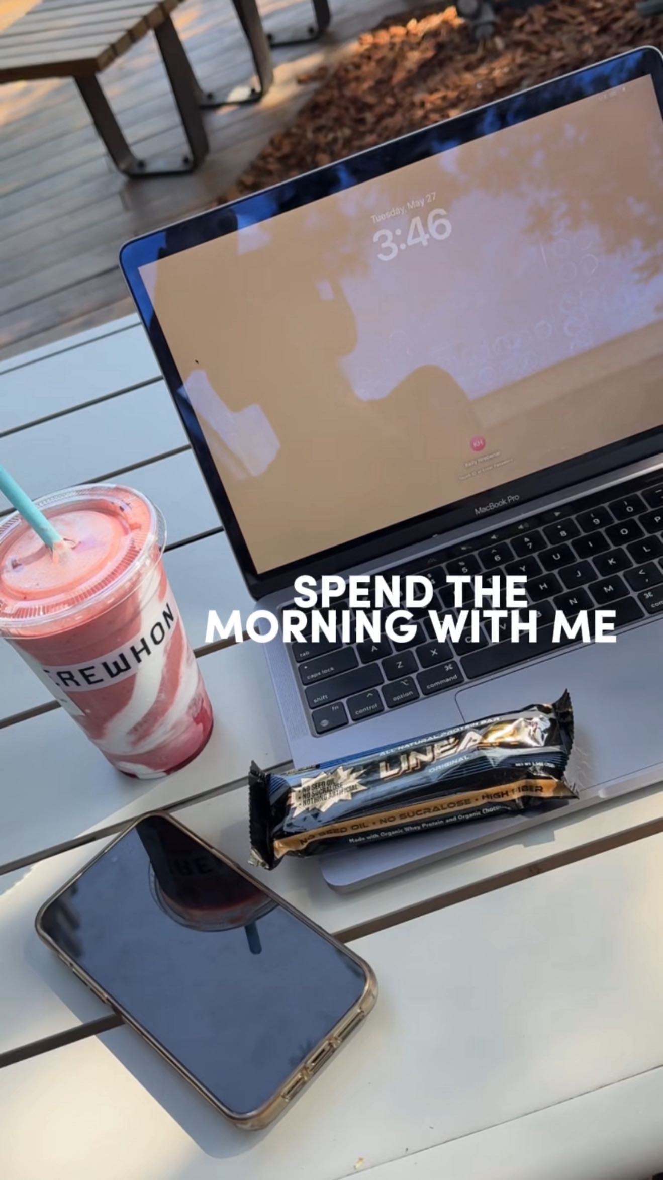 Instagram post by @kellyhrebenar for Linear Bar. Caption reads: [...] is a part of it!

You can find Linear Bars....