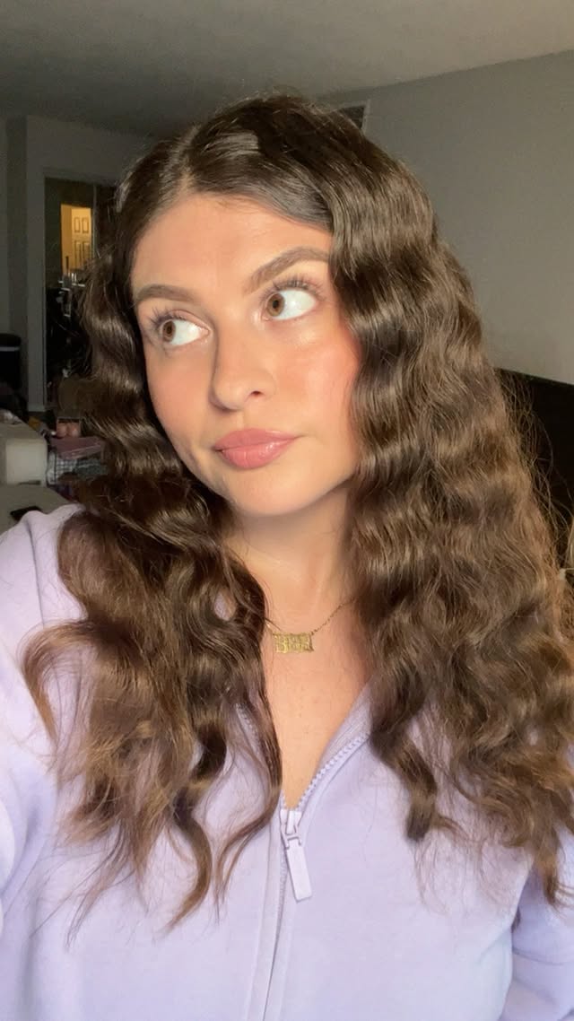 Instagram post by @heyitslynettee for Frudia. Caption reads: [...] to remind you to wear sunscreen 🧴 #ad....