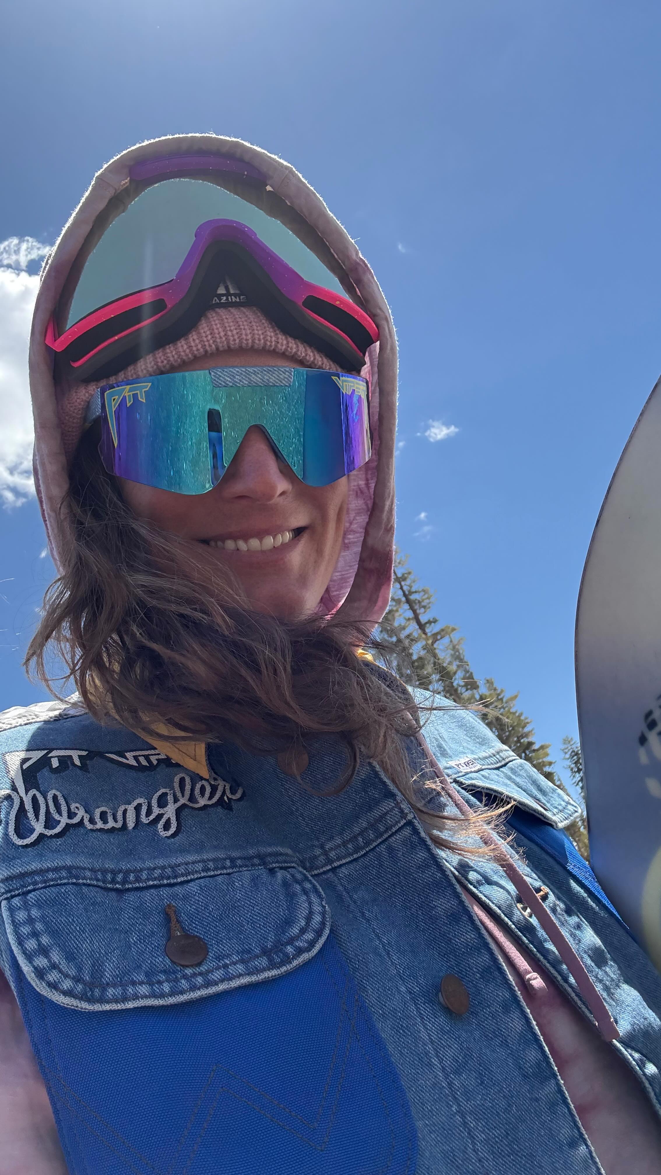 Instagram post by @hibeams for Pit Viper. Caption reads: [...] & @brentyanklam 
Outfit provided by....