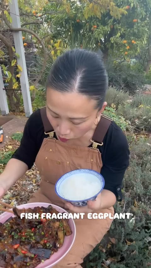 Instagram post by @pohlingyeow for SunRice. Caption reads: Think sour, spicy, salty, silken and you have my....