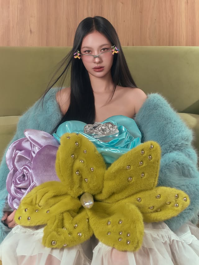 Instagram post by @panly.v for GENTLE MONSTER. Caption reads: @GENTLEMONSTER 
#GENTLEMONSTER....