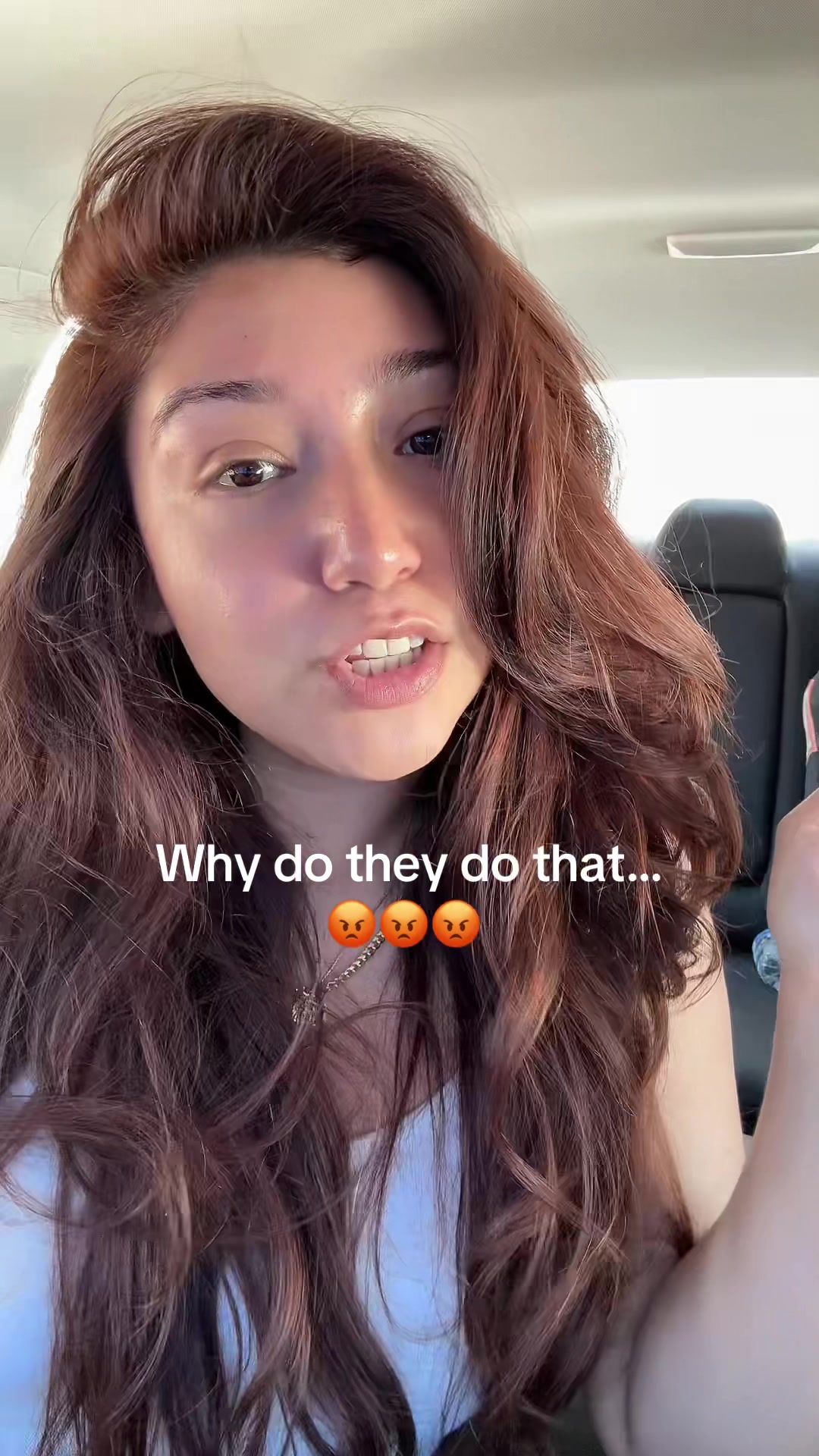 TikTok post by @evagabrielamakeup for Natural Sant México. Caption reads: #naturalsant #onionshampoo #rosemaryshampoo....