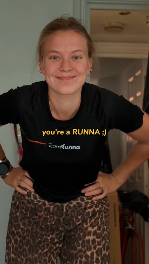 Instagram post by @emilyrosecharlotte for Runna. Caption reads: [...] am training for the Great North run with....