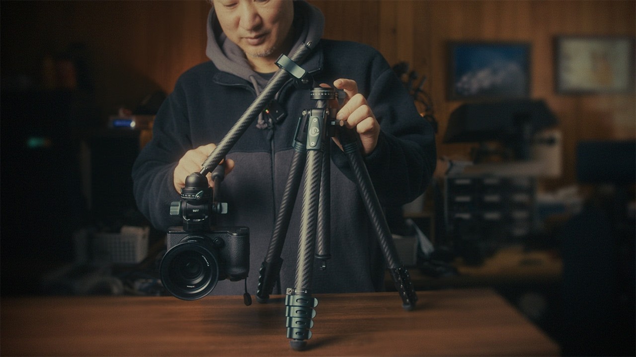 YouTube post by @ejim for Ulanzi. Caption reads: This is the first time I've seen a tripod like....