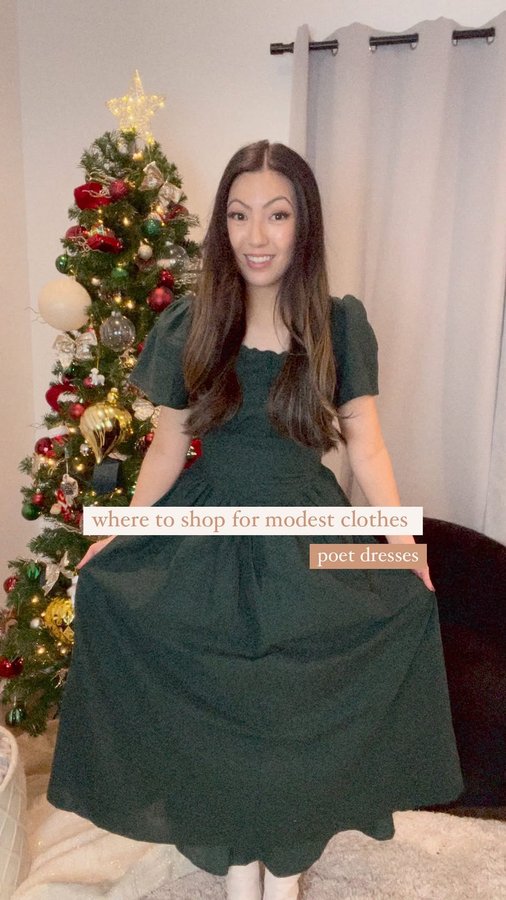 Instagram post by @mimi.bascom for Poet Dresses. Caption reads: [...] + they’re giving wicked!!? #ad @poetdresses....