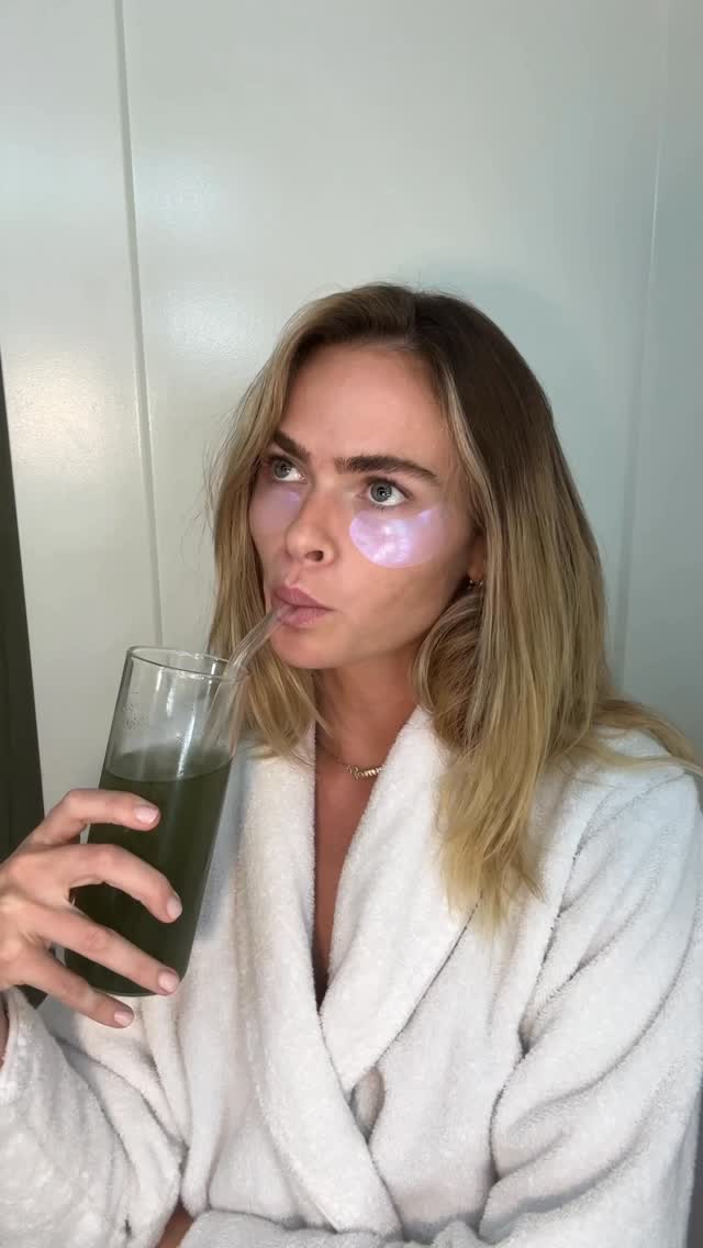 Instagram post by @summermckeen for OUAI. Caption reads: I get so excited for detox shampoo days😆 its such....