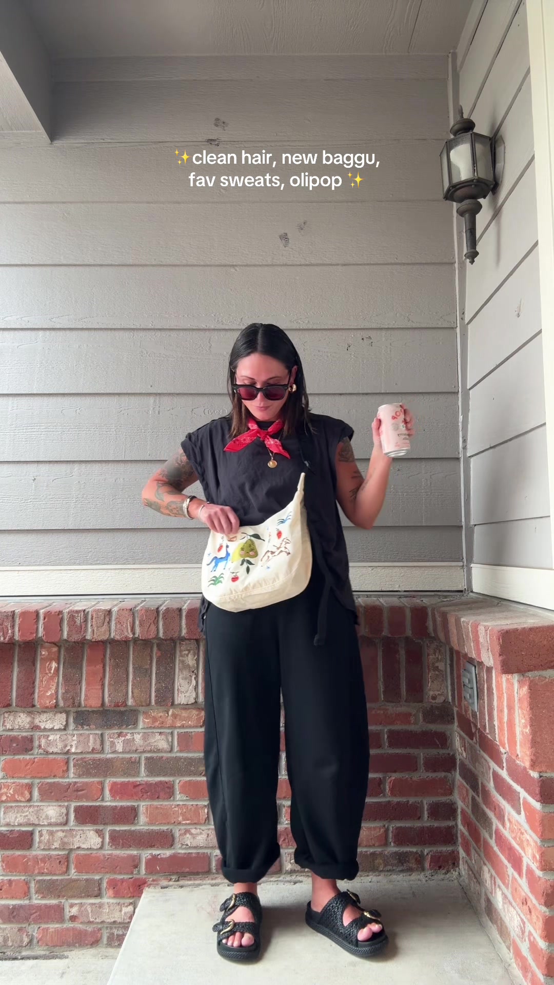 TikTok post by @mmotherem for BAGGU. Caption reads: [...] #ootdinspo #fashiontiktok #baggu....