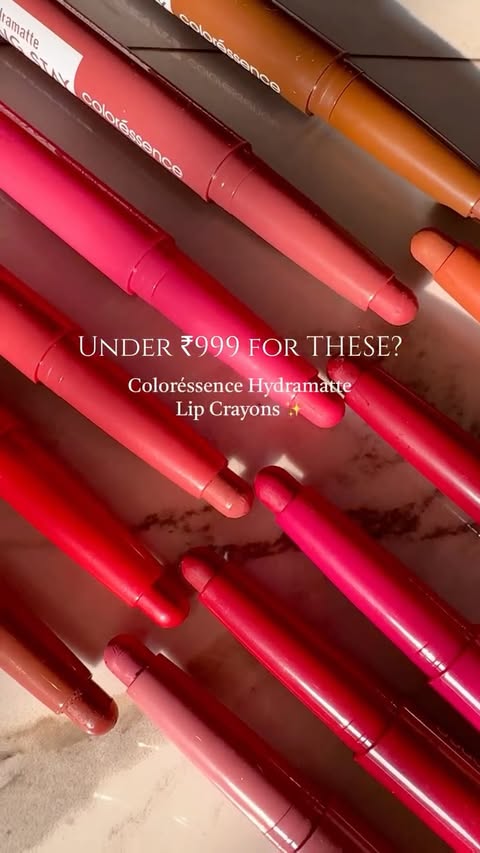 Instagram post by @lifestyle_of_soma for Coloressence. Caption reads: [...] try them, there’s no going back! 💕....