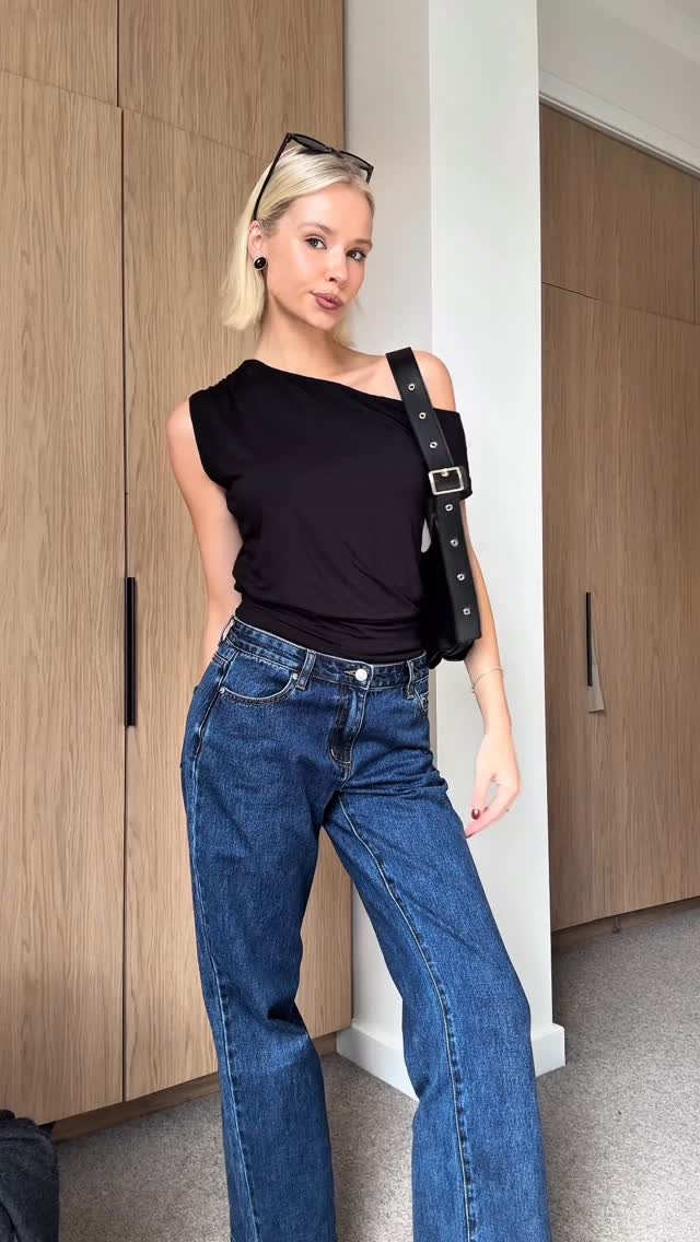 Instagram post by @annalisedalins_ for Glassons. Caption reads: Building my staple wardrobe @glassons currently....