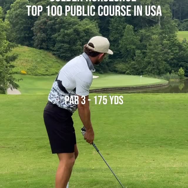 Instagram post by @alexromogolf for Visit Williamsburg. Caption reads: My favorite par 3 @goldenhorseshoegolf , a top 100....