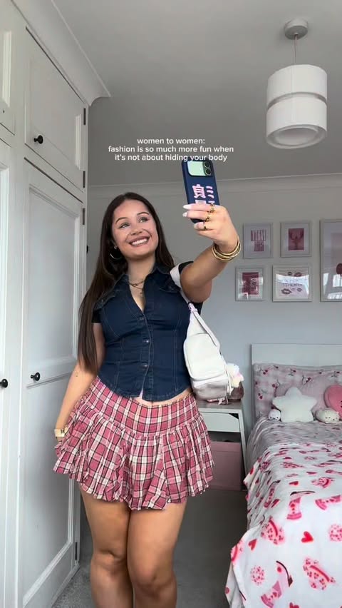 Instagram post by @bethanycook_ for Rhino Shield. Caption reads: [...] can focus on matching my outfit to my....