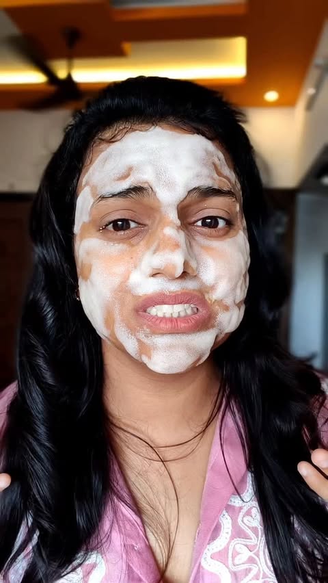 Instagram post by @akshayacreates for ClayCo.. Caption reads: Link in Bio ❤️ So Satisfying Bubble bliss ✨....
