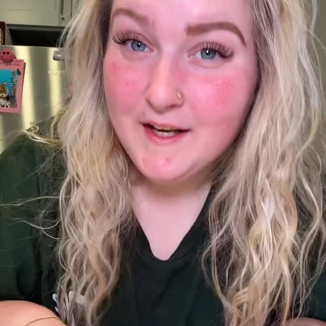 Instagram post by @thebrandileighsnacks for iMethodBeauty. Caption reads: I’m obsessed with @imethodbeauty 😍😍

#imethod....