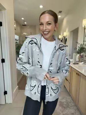 TikTok post by @sarahhensleyfinds for Songling Fashion. Caption reads: This one surprised me in the best way! Sooo cute!....