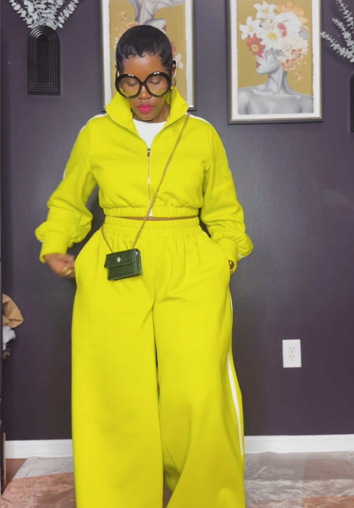 TikTok post by @nakiastylz for Reebok. Caption reads: [...] but Goodie from @Fashion Nova  Sneakers....