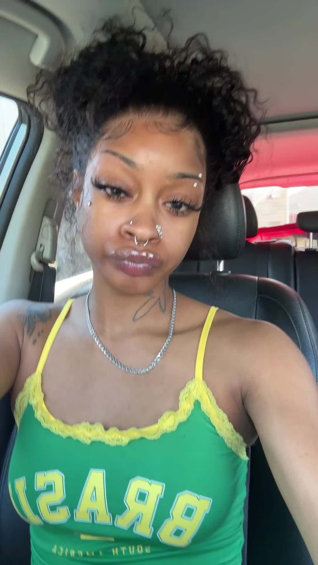 TikTok post by @himynamesparis for Ashimary Hair. Caption reads: cutest messy bun ever !!! @Ashimary Hair Beauty .