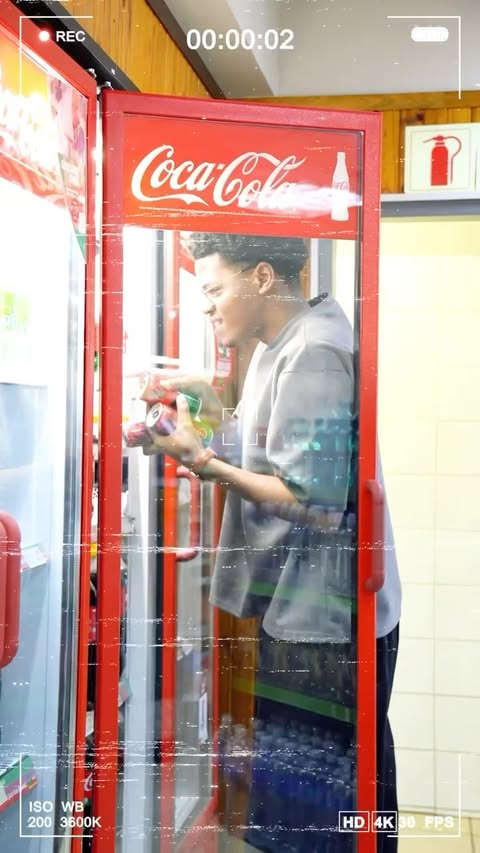 Instagram post by @beeekay_rsa for Coca-Cola South Africa. Caption reads: 20 cans. 20 spots. ONE personalised 21st can.....