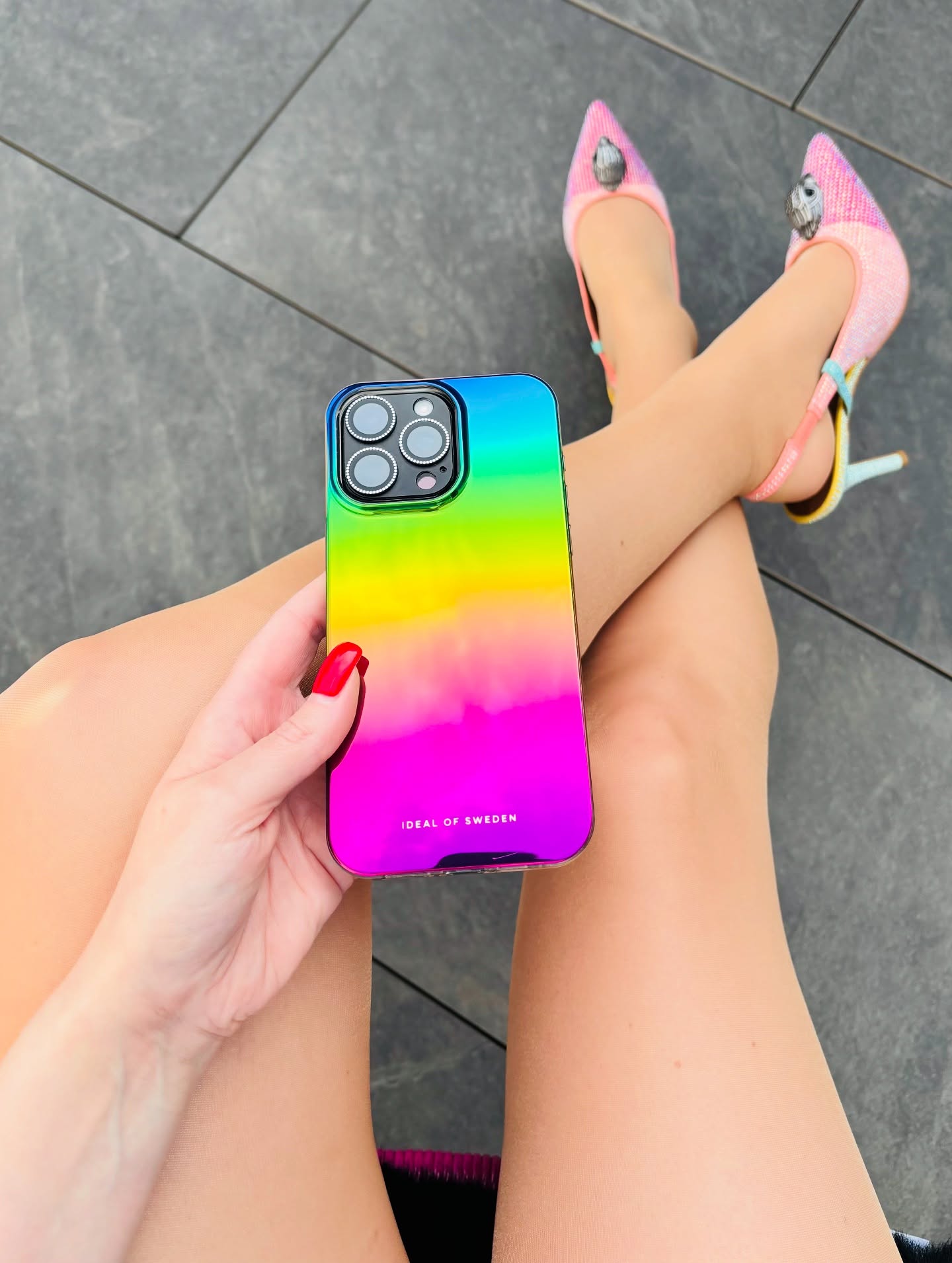 Instagram post by @nina_lovestyle for idealofsweden. Caption reads: Anzeige • 🌈 Live your life in color! 
Mit der....