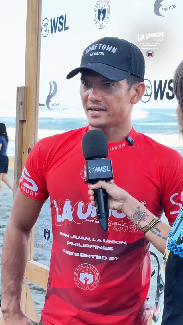 Instagram post by @phil.sportscommission for World Surf League. Caption reads: [...] #LaUnionInternationalPro LIVE on....