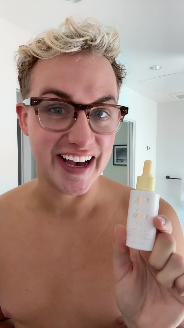 Instagram post by @coltpaulsen for Bondisands. Caption reads: [...] my SPF! Festival ready with @bondisands....