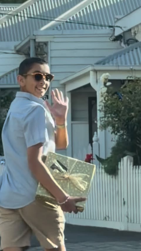 Instagram post by @the_real_dads_of_melbourne for Life360. Caption reads: [...] activities, meet-ups, and drop-offs.....