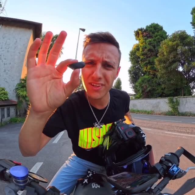 Instagram post by @ivangiussani for Insta360India. Caption reads: ORA O MAI PIÙ! SOLO DAL LINK IN BIO❤️.