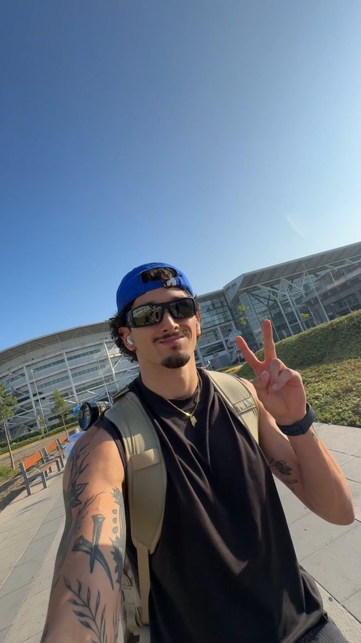 Instagram post by @matita.cl for Reebok. Caption reads: [...] en @lollapaloozacl  gracias a @reebokchile....