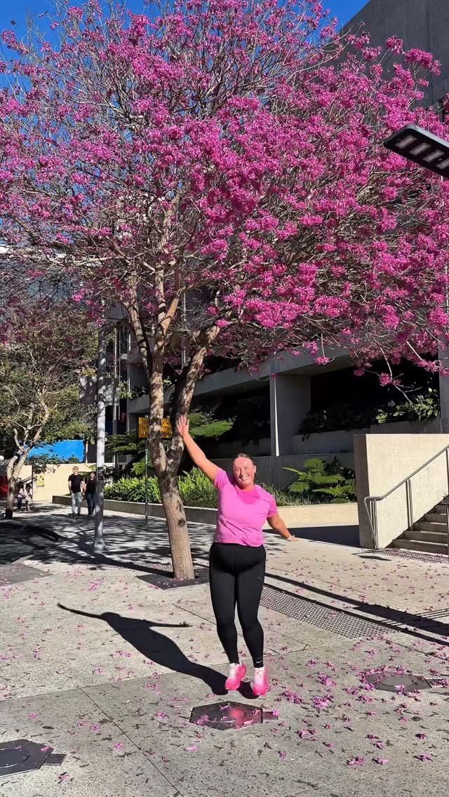 Instagram post by @elloise_fit for Rebel Sport. Caption reads: Testing out the new @nike Vomero Plus on my....