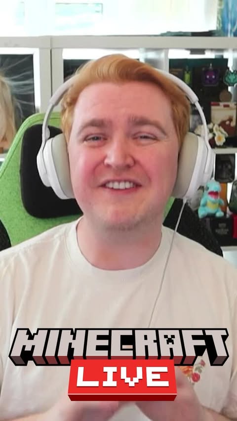 Instagram post by @smajor1995 for Minecraft. Caption reads: [...] I’m co hosting this bonus Minecraft LIVE at....