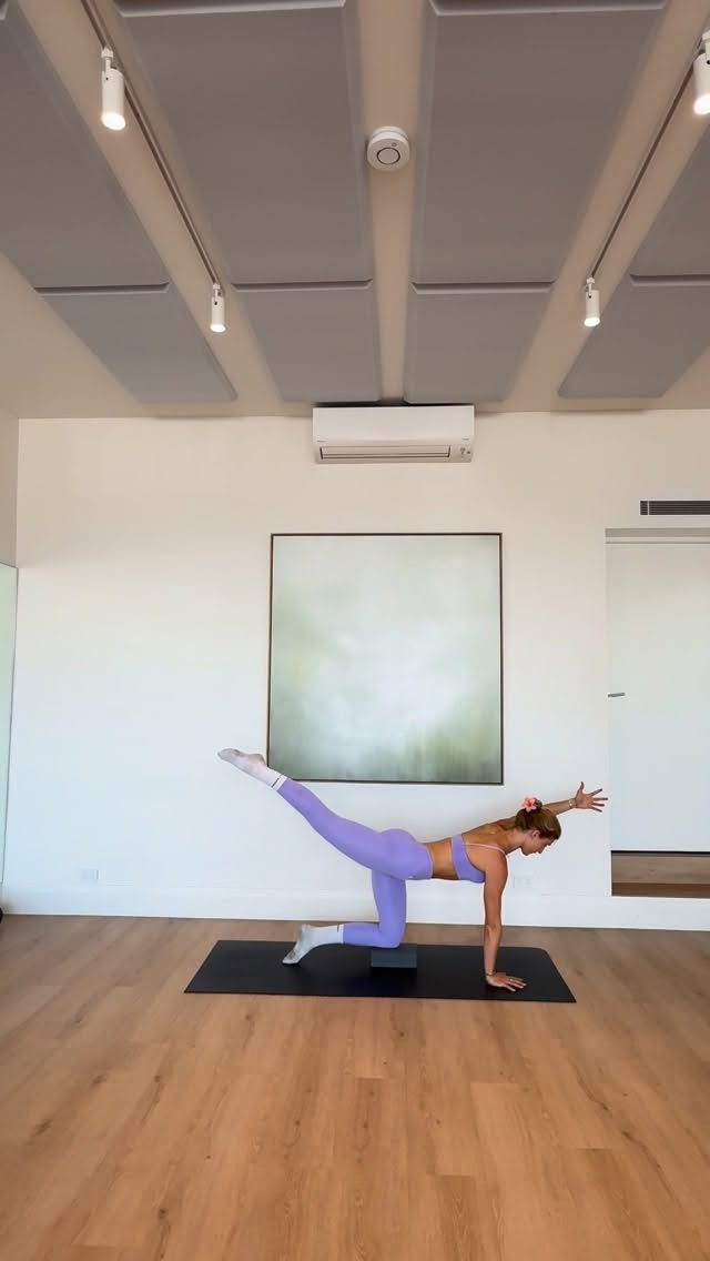 Instagram post by @rebelsportwomen for rebel sport. Caption reads: [...] in my @underarmourau Motion Set from....