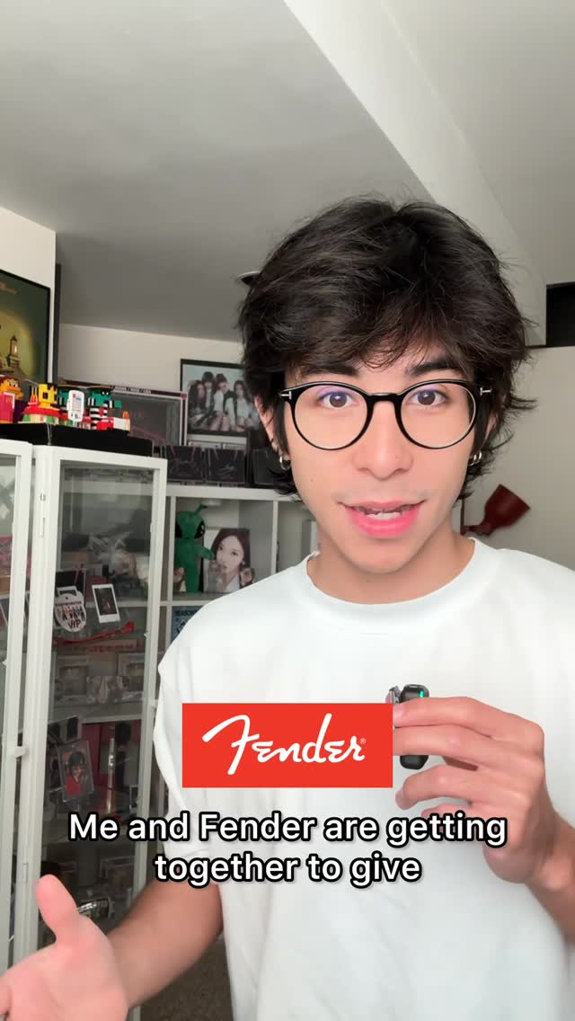 Instagram post by @g_takei for Fender. Caption reads: FENDER MOD SHOP CONTEST ❗️✨🎸

Me and @fender....