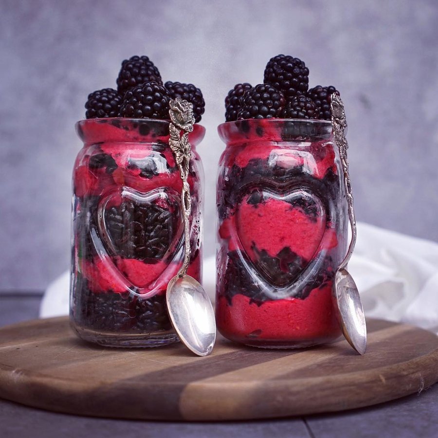 Instagram post by @antje_behrendt for THRIVE Magazine. Caption reads: Happy Monday! You might have seen this rice....