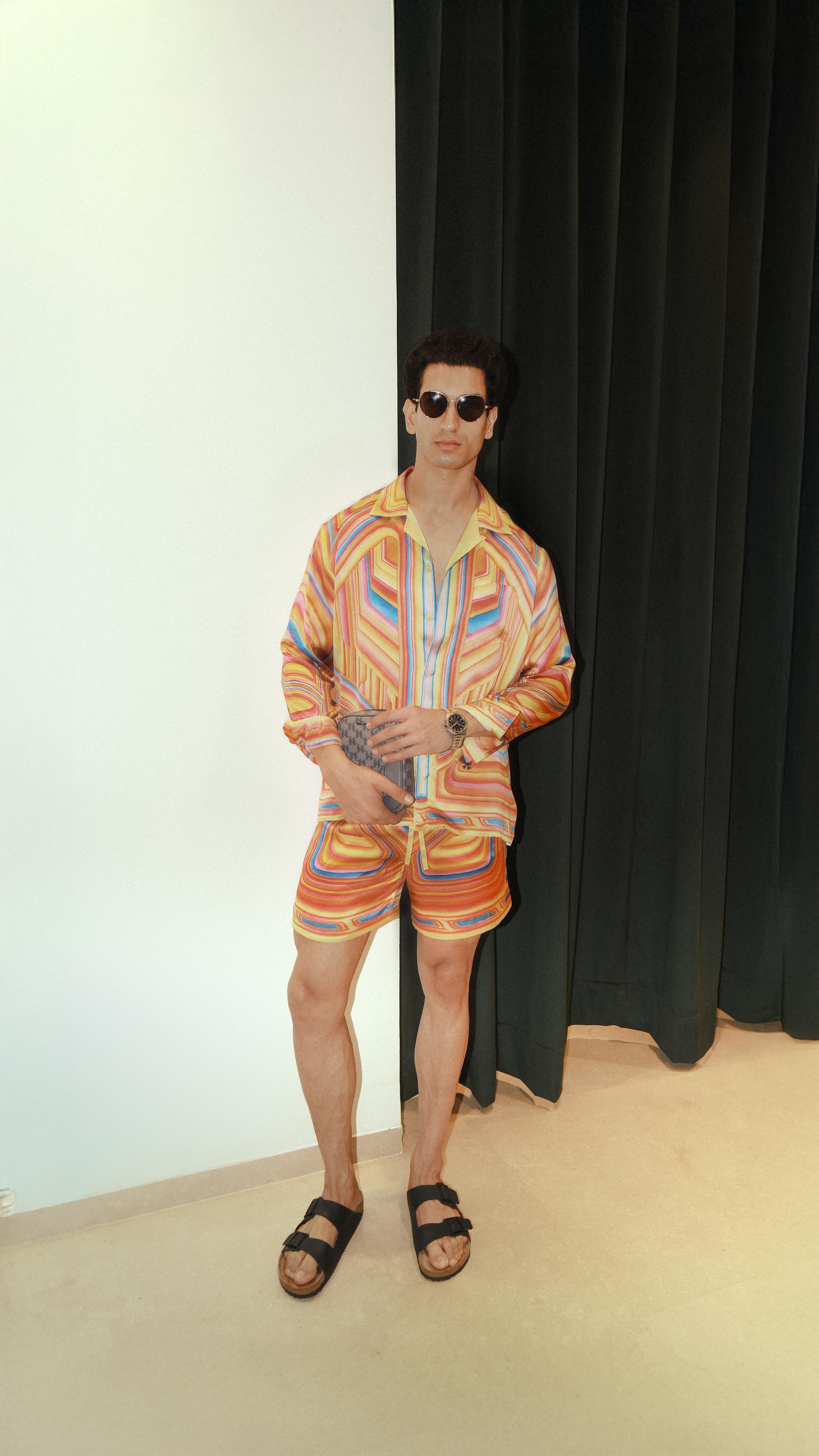 Instagram post by @vipul_juneja for The Collective. Caption reads: [...] ☀️
Italy’s just a scan away 👀

#AD....