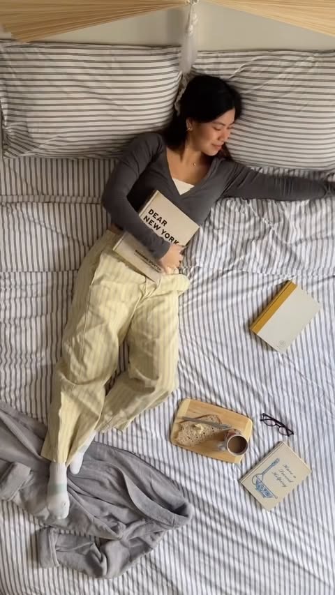 Instagram post by @biancagan for Brooklinen. Caption reads: best in bed with @brooklinen - staying cozy all....