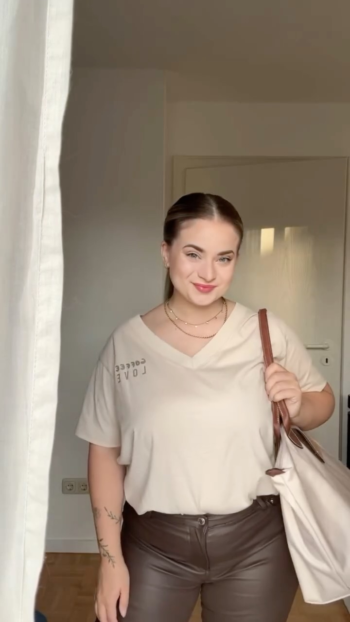 Instagram post by @saskiaruediger for Longchamp. Caption reads: Coffee date vibes, but make it chic. 🤎
#OOTD....