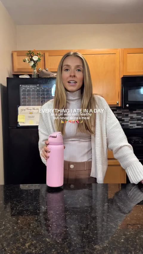 Instagram post by @clairepurnell_ for 1UP Nutrition. Caption reads: [...] fueled during busy work days🥙☕️....