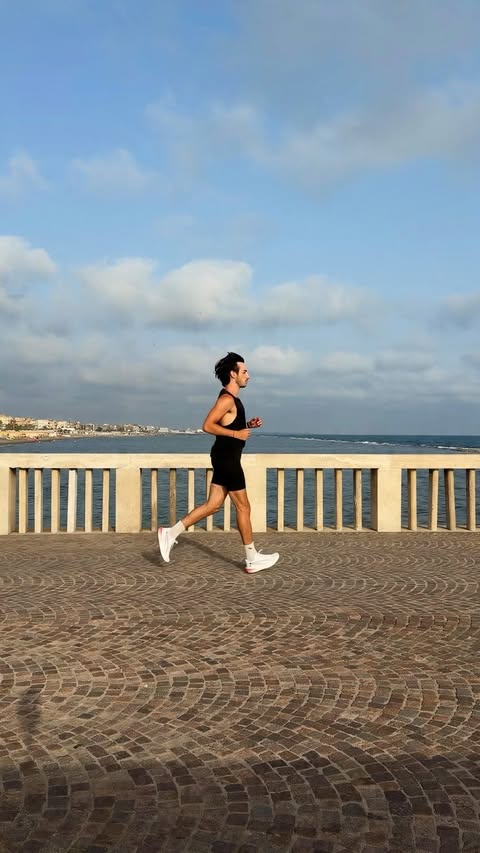 Instagram post by @edo_lio for PUMA Running. Caption reads: [...] my @puma Deviate Pure Nitro 🏃🏻‍♂️....