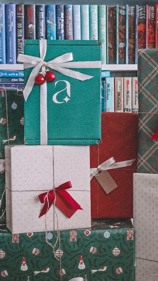 Instagram post by @wondrouslybooked for Illumicrate. Caption reads: [...] #AfterlightByIllumicrate #Afterlight....