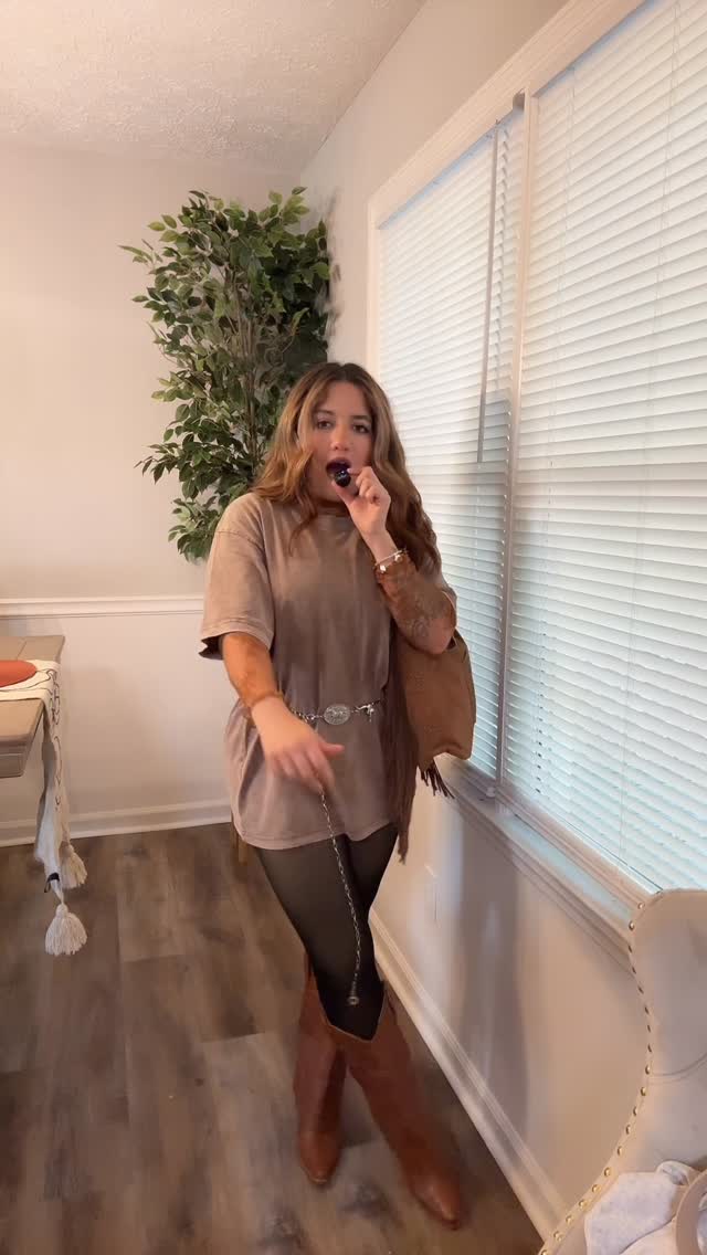 Instagram post by @rosyajk for Merokeety. Caption reads: Pídanme el link ✨@merokeetyofficial  #parati....