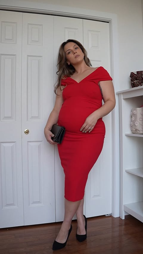 Instagram post by @itsmegzworld_ for PinkBlush Maternity. Caption reads: [...] all your Christmas occasions from....