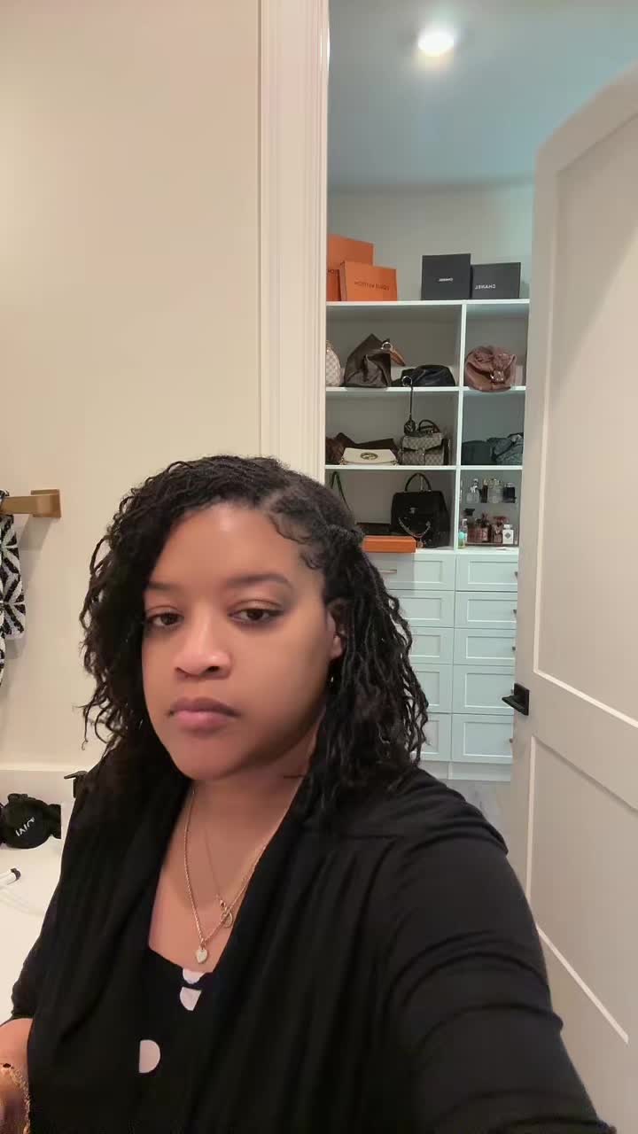 TikTok post by @queencitybeautystudio for Pure Daily Care NuDerma Wand. Caption reads: [...] crow’s feet Babeeeeeee….@Pure Daily Care....