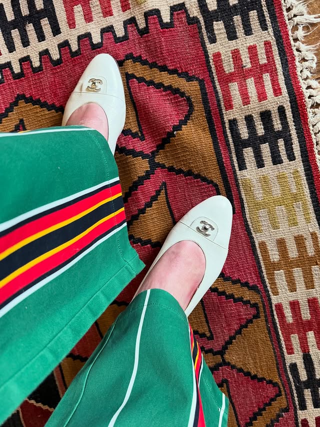 Instagram post by @genevieve__harris for Massimo Dutti. Caption reads: A heathy dollop of vintage in my spring wardrobe....