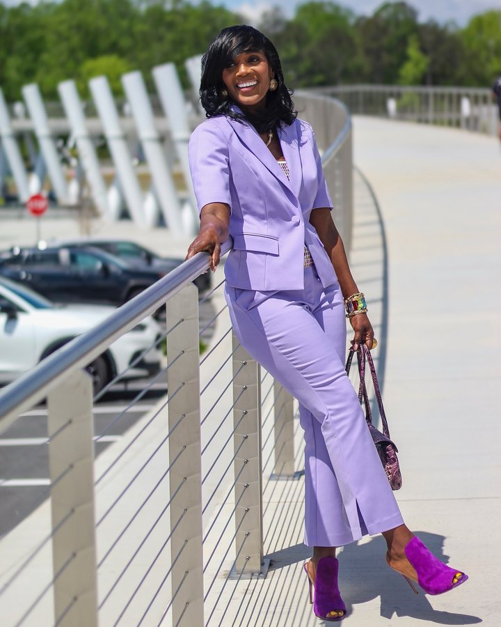 Instagram post by @arrayoffaces for Boston Proper. Caption reads: [...] the go, or networking after hours,....