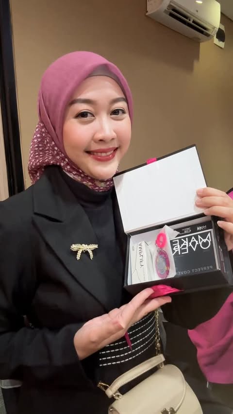 Instagram post by @olgaagradiamakeup for MAKE OVER Cosmetics. Caption reads: 💞MAKE OVER Ramadhan Iftar 2026 💞 We just wanna....