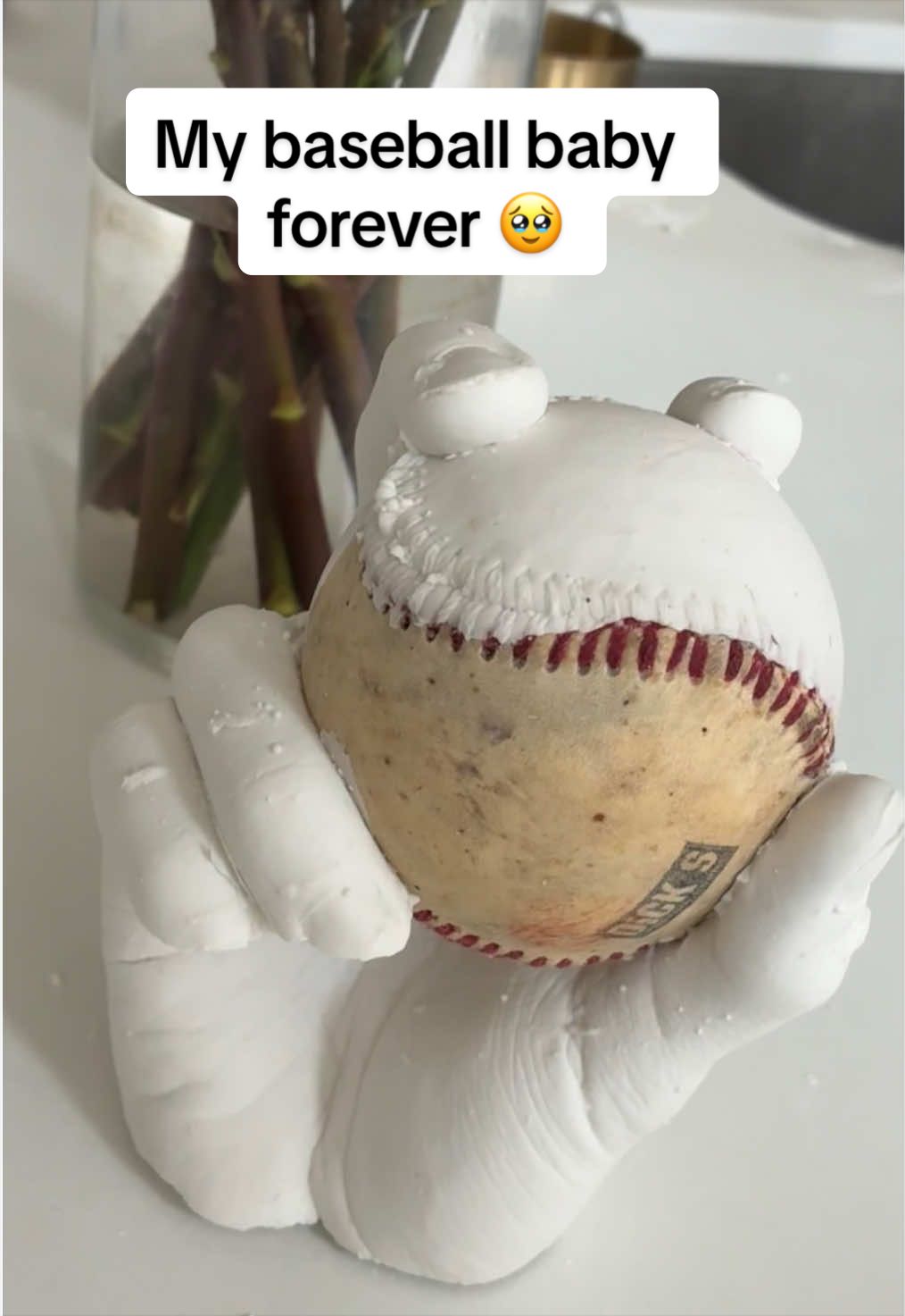 TikTok post by @velse.health for Luna Bean. Caption reads: [...] #sportsmom #mothersdaygiftideas....