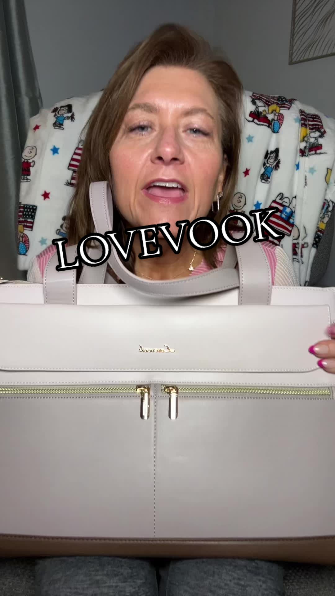 TikTok post by @cindy_rollins87 for Lovevook. Caption reads: Excellent quality bag! @Lovevook Bags....