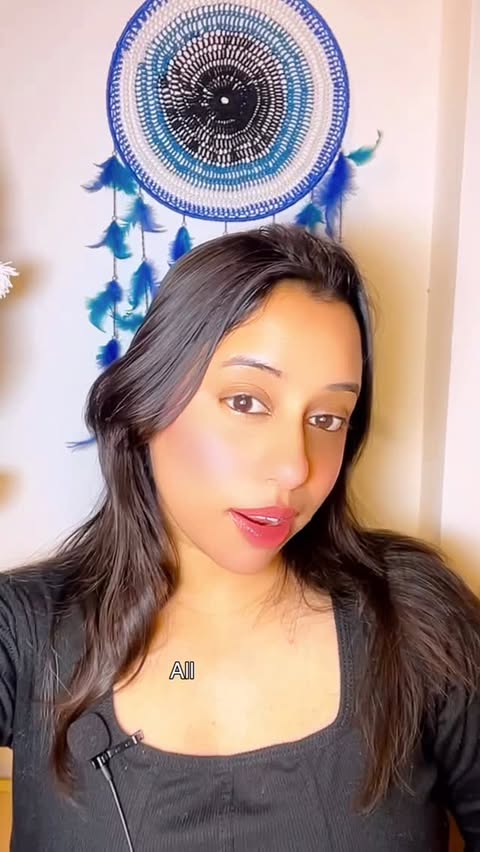 Instagram post by @___.voguegirl.__ for Digitek. Caption reads: Comment for link @digitek_india....