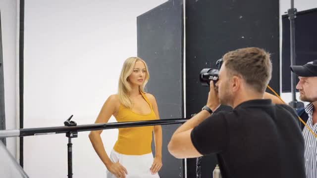 Instagram post by @oliwia_misztal for Yves Rocher Polska. Caption reads: [...] dziękuję za zaufanie @yvesrocherpolska....