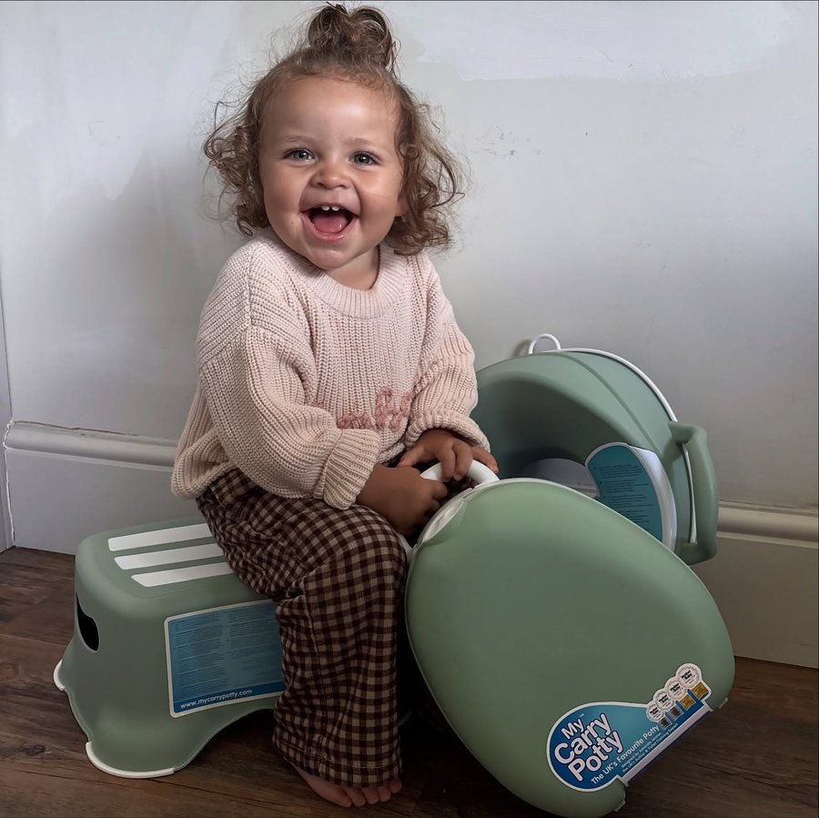 Instagram post by @mamaandarabellarose for My Carry Potty. Caption reads: [...] journey? 🥹🫶🥰

All thanks too....