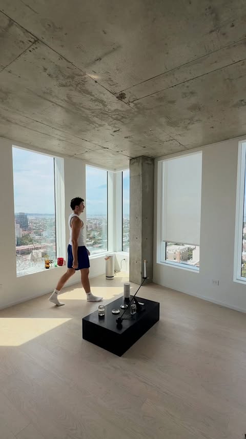 Instagram post by @stevenfingar for Crest. Caption reads: #CrestPartner New apartment, new routine 🪥 I’m....